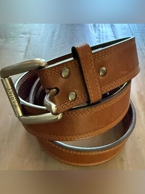 Ariat Tan Brown Leather Belt with Silver Buckle